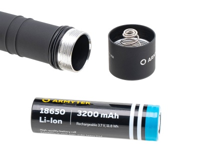 Купить Фонарь Armytek Wizard C2 Magnet USB Белый