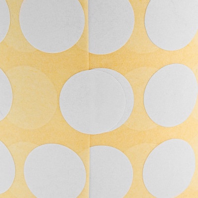 Купить Заклейки для IPSC мишеней, белые (4000 шт./рулон)